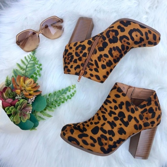 Leopard print Bootie 🎉HOST PICK🎉 - Picture 5 of 8